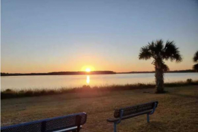 Peaceful, Waterfront Oasis in Pensacola!, Pensacola